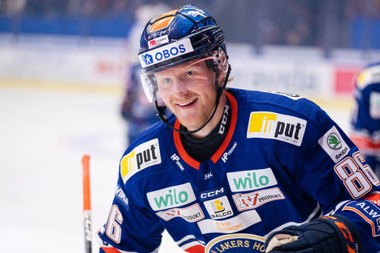 Växjös Joachim Blichfeld jublar