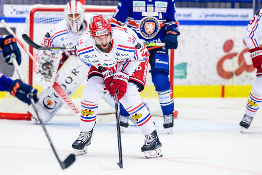 Timrås Per Svensson har ont
