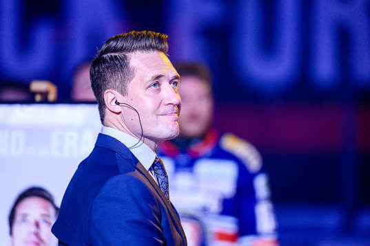 Växjös tidigare tränare Sam Hallam uppmärksammas