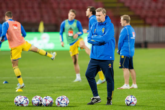 Assistant coach Peter Wettergren of Sweden
