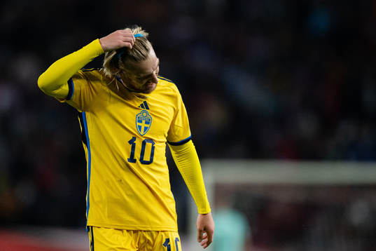 Emil Forsberg of Sweden looks dejected