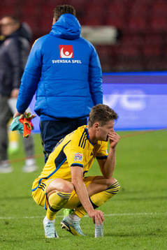 Mattias Svanberg of Sweden looks dejected
