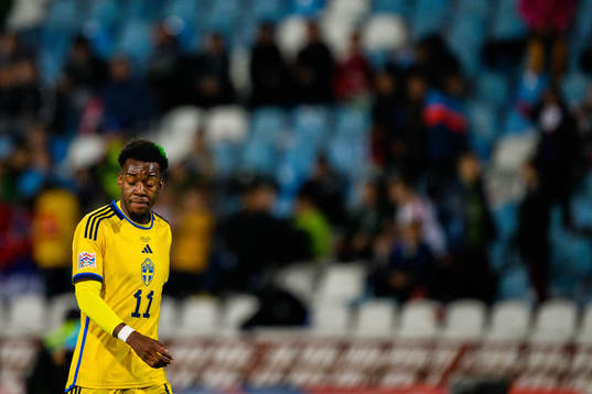 Anthony Elanga of Sweden looks dejected