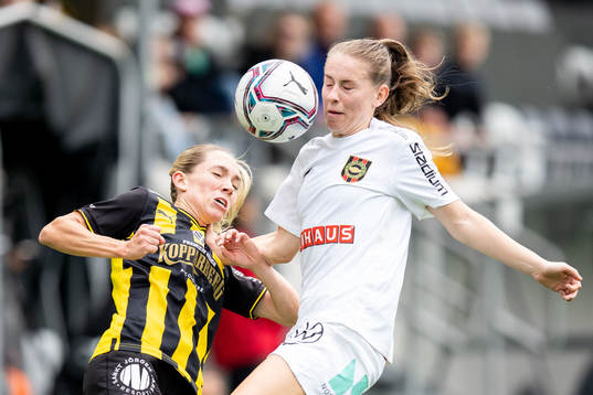Häckens Elin Rubensson och Brommapojkarnas Ida Bengtsson