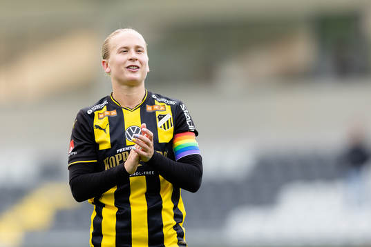 Häckens Filippa Curmark tackar publiken