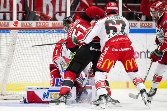 Malmö Redhawks Emil Sylvegård gör 1-0