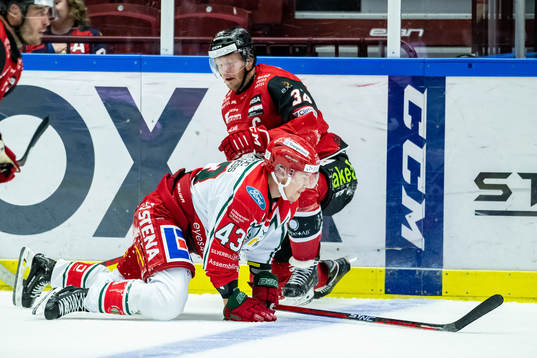 Frölundas Tom Nilsson och Malmö Redhawkss Carl Söderberg