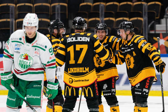 Skellefteås Linus Lindström , Andreas Wingerli ch