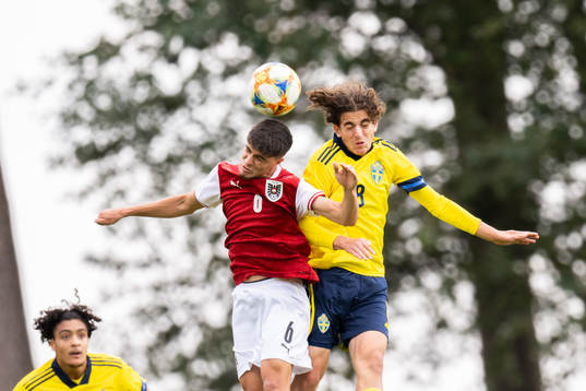 Alparslan Baran of Austria and Taha Ayari of Sweden
