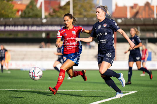 Vittsjös Elisabet Klinga och FC Rosengårds Olivia Schough