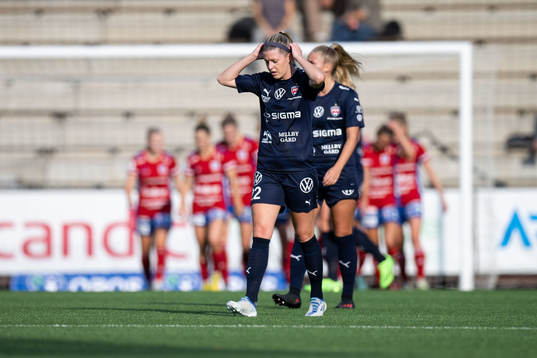 FC Rosengårds Olivia Schough deppar