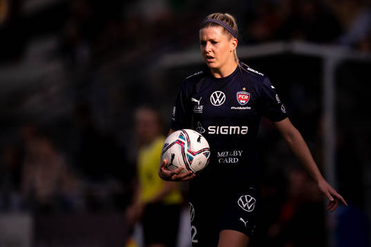 FC Rosengårds Olivia Schough deppar