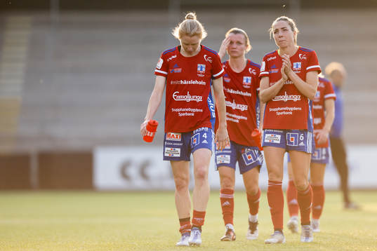 Vittsjös Clare Polkinghorne, Kayla Adamek och Clara