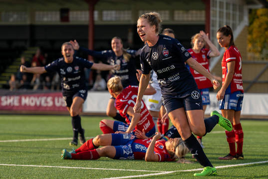 Bläddra bland fler bilder av Fotboll, Damallsvenskan, FC Rosengård - Vittsjö