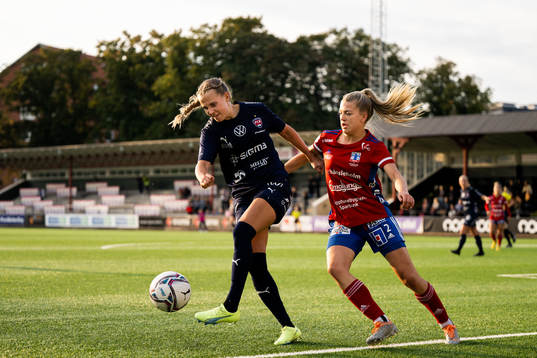 FC Rosengårds Ria Noora Minerva Öling och Vittsjös