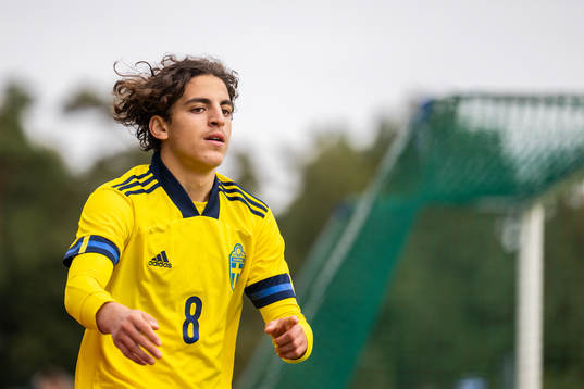 Taha Ayari of Sweden