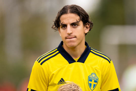Taha Ayari of Sweden