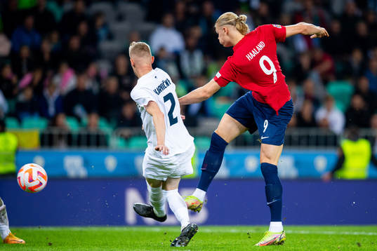Erling Braut Haaland of Norway scores the 0-1 goal