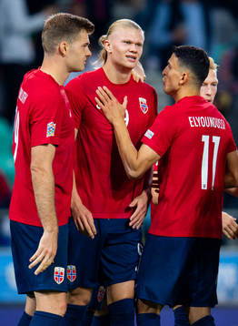 Erling Braut Haaland of Norway celebrates with teammates