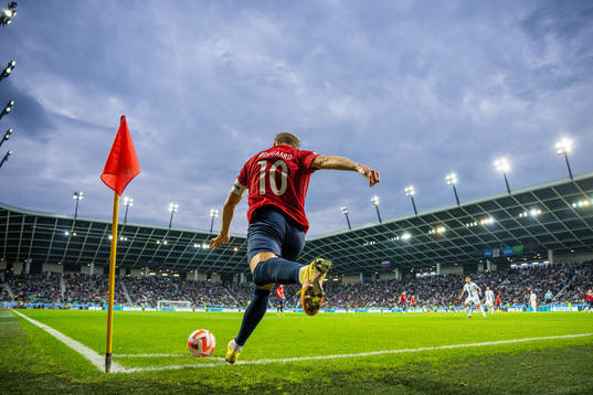 Martin Ødegaard of Norway takes a corner kick