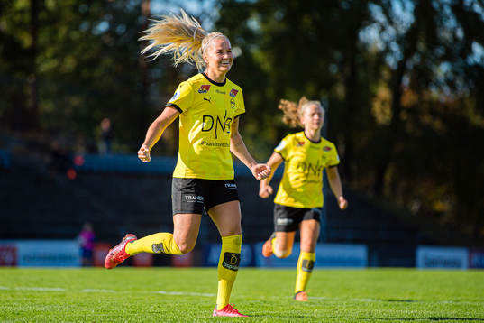Eva Amanda Johnsson Haahr of LSK Kvinner celebrates