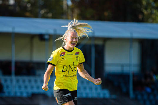 Eva Amanda Johnsson Haahr of LSK Kvinner celebrates