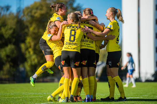 Eva Amanda Johnsson Haahr of LSK Kvinner celebrates