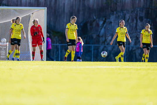 Emma Stølen Godø, Ingrid Marie Karlsen Spord and Klara