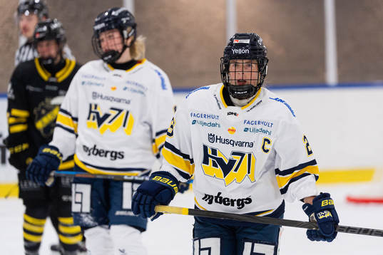 HV71s Sanni Hakala deppar