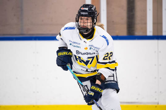 HV71s Suvi Käyhkö