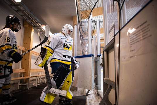 HV71s målvakt Anni Keisala