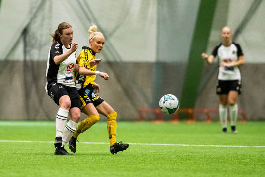 Skultorps Rebecka Arnsteg Danielsson och Elfsborgs Tea