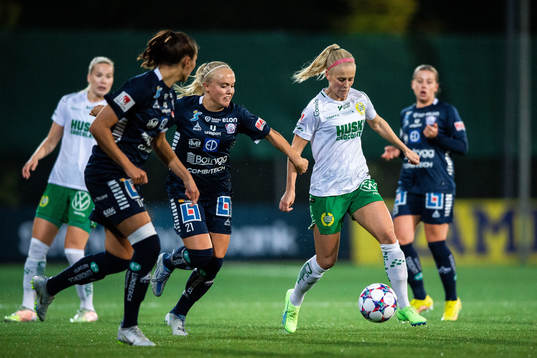 Linköpings Alva Selerud och Hammarbys Adelina Engman