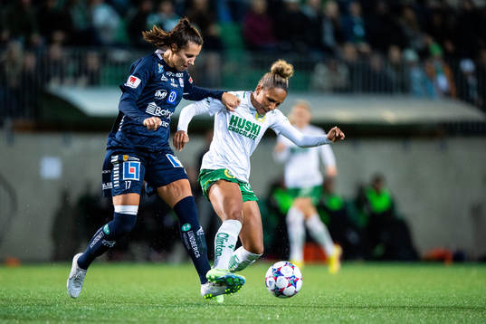 Linköpings Nellie Karlsson och Hammarbys Madelen Janogy