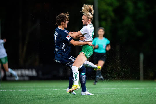 Linköpings Nellie Karlsson i kollision med Hammarbys