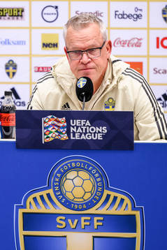 Head coach Janne Andersson at a press conference
