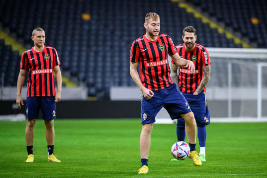 Ludwig Augustinsson, Dejan Kulusevski and goalkeeper