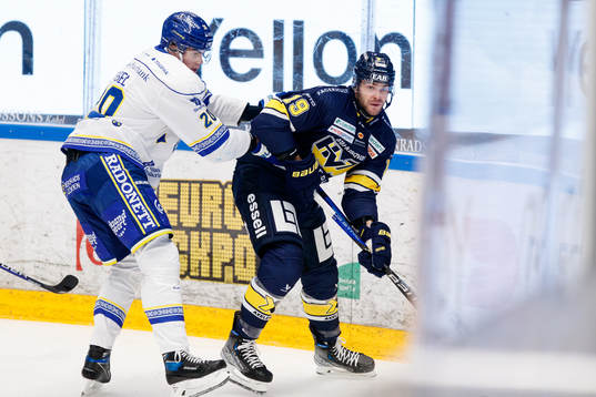 Leksands Lian Bichsel och HV71s Sam Vigneault