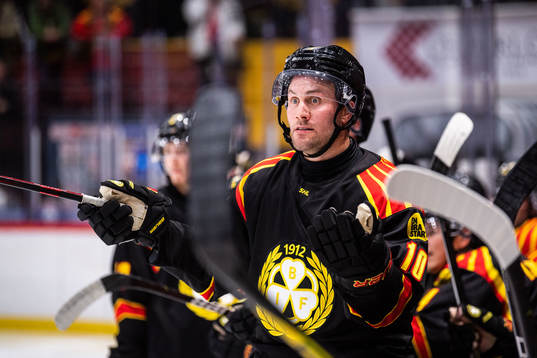 Brynäs Johan Larsson reagerar