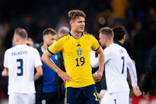 Mattias Svanberg of Sweden looks dejected