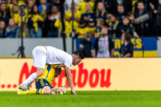 Dejan Kulusevski of Sweden and Benjamin Verbic of Slovenia