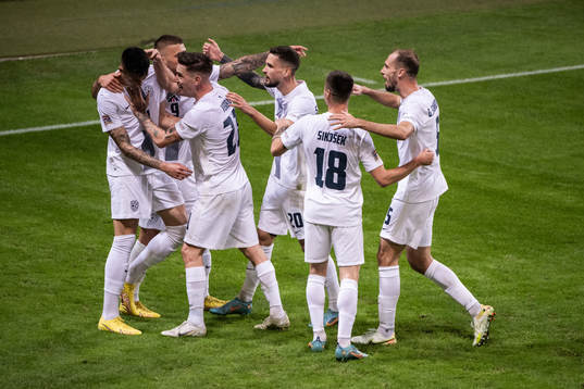 Benjamin Sesko of Slovenia celebrate with team mates