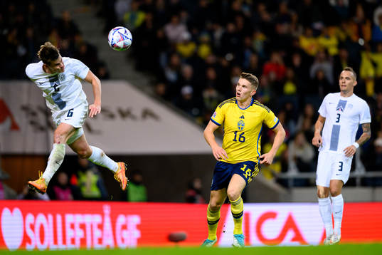 Jaka Bijol of Slovenia and Viktor Gyökeres of Sweden