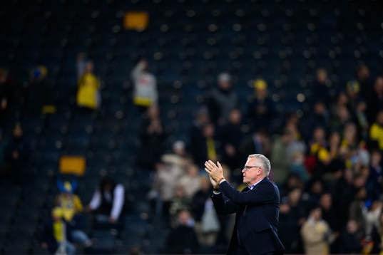 Head coach Janne Andersson of Sweden looks dejected