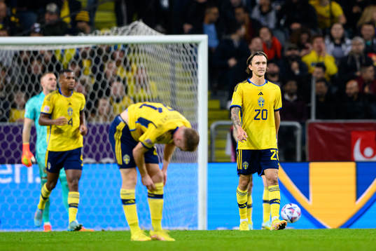 Kristoffer Olsson of Sweden looks dejected