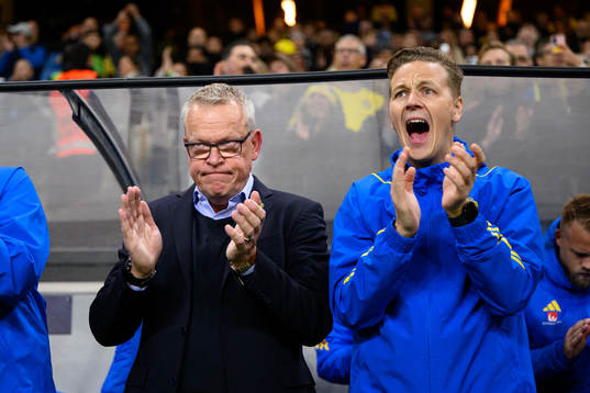 Head coach Janne Andersson and goalkeeper coach Maths