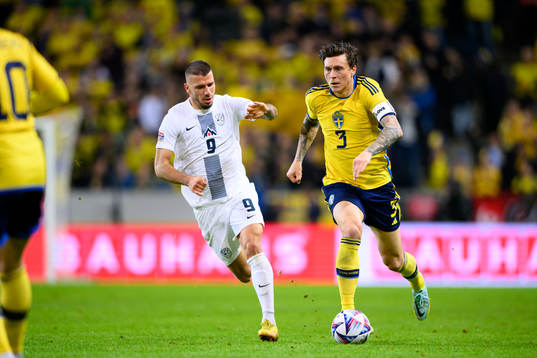 Jan Mlaker of Slovenia and Victor Nilsson Lindelöf of