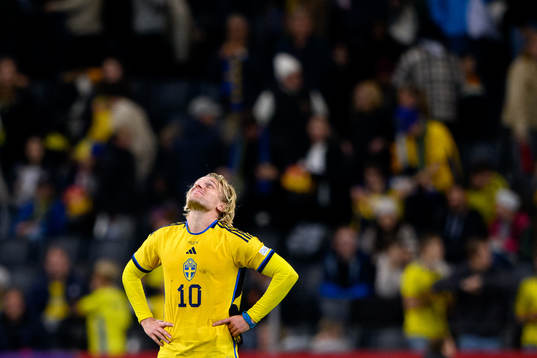 Emil Forsberg of Sweden looks dejected