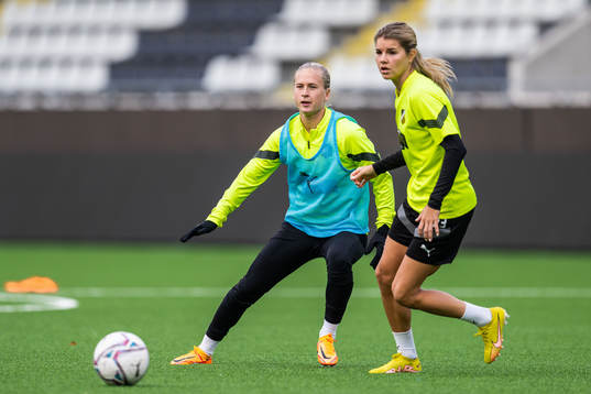 Filippa Curmark and Andrine Stolsmo Hegerberg