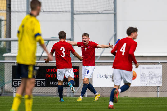 Norges Erik Flataker jublar